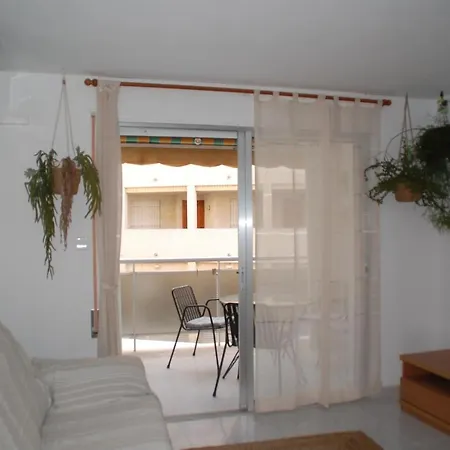 Acogedor En A 100m De La Playa Apartament